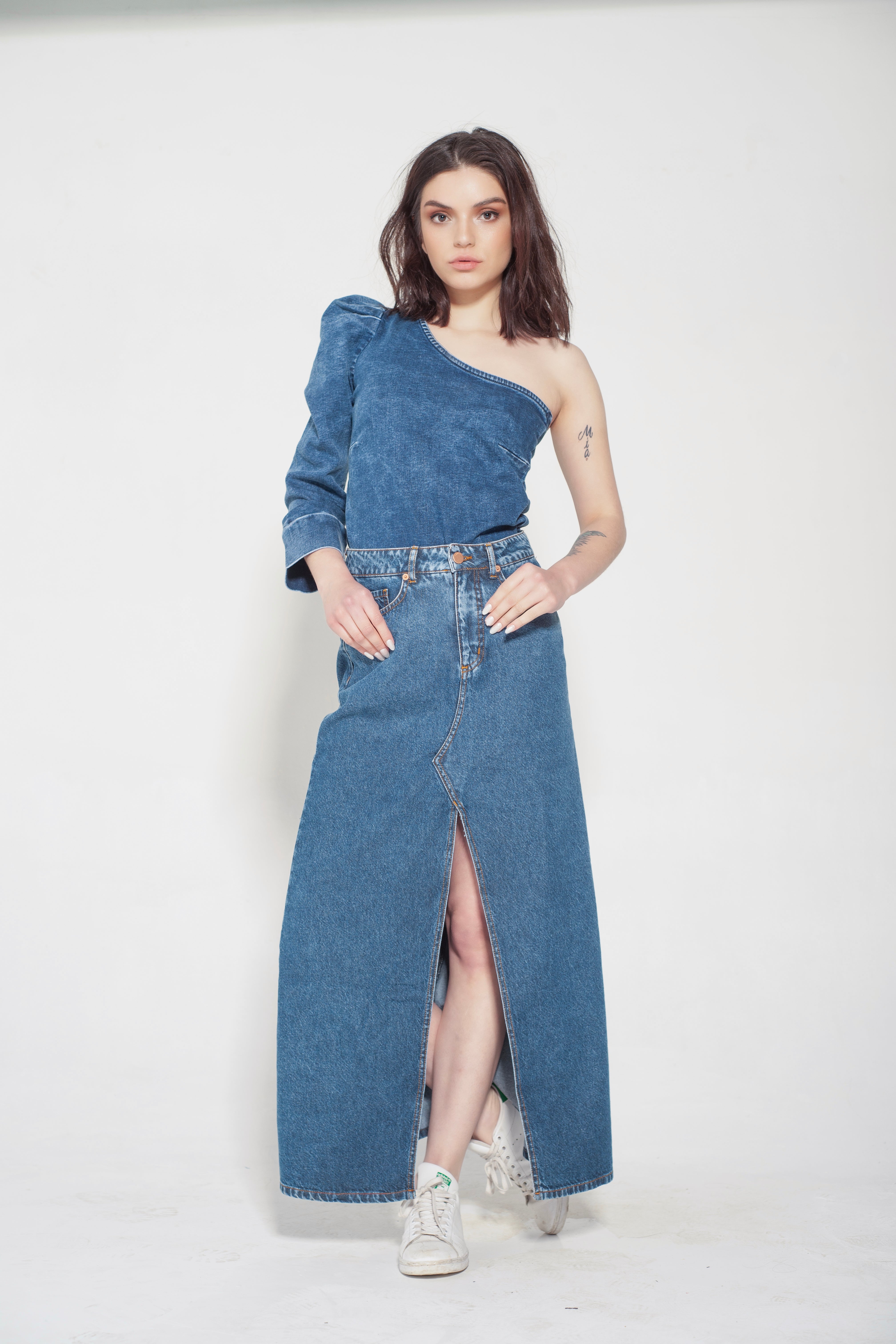 Top una manga gobo azul