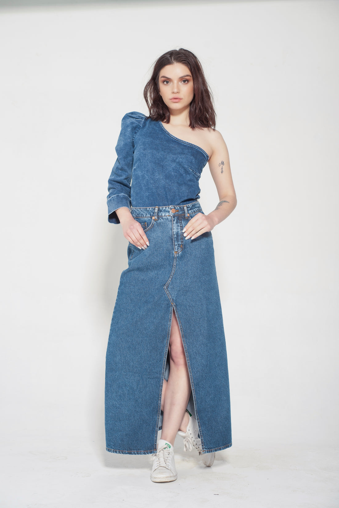 Top una manga gobo azul