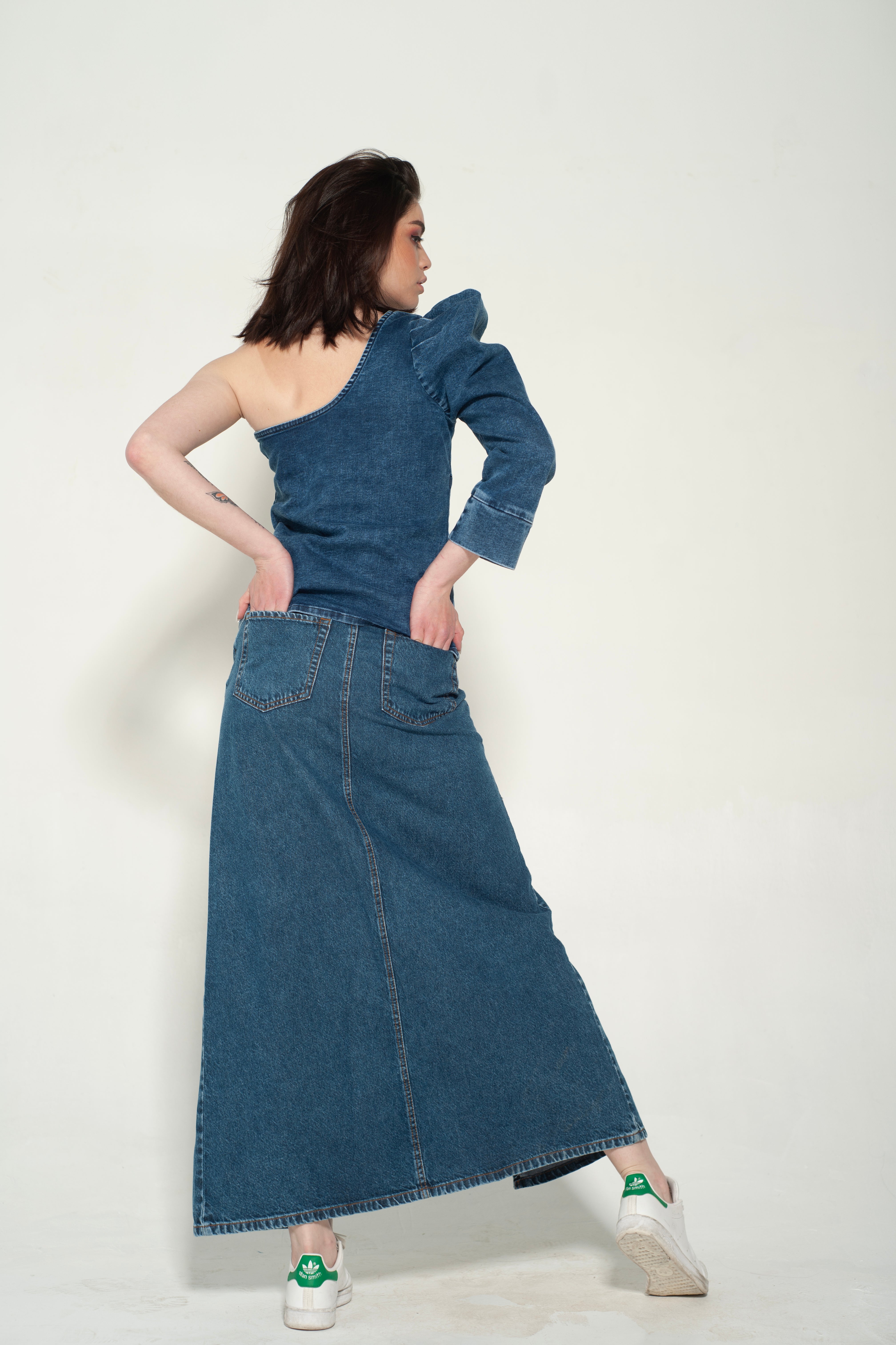 Top una manga gobo azul