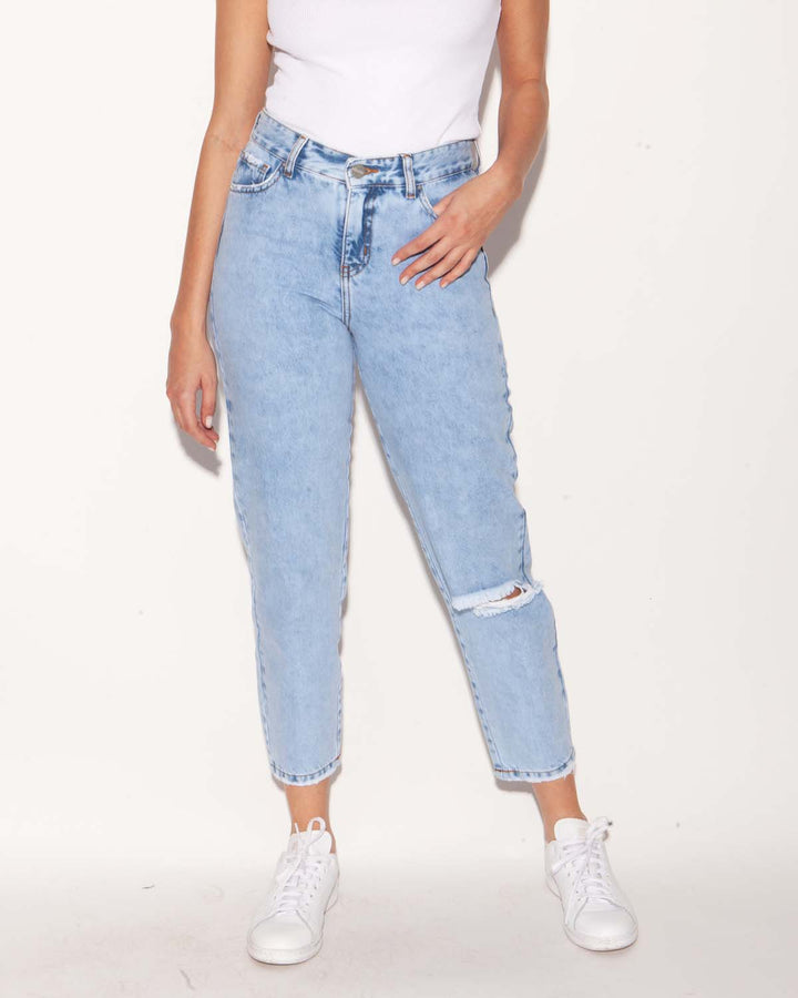 Olivia mom Destroyer