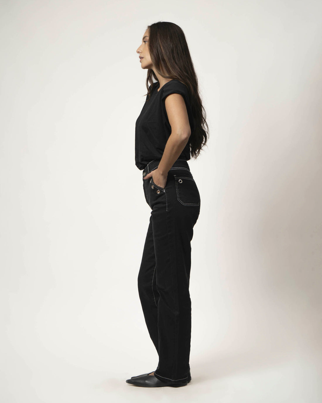 JEANS CARPINTERO OJETILLO NEGRO