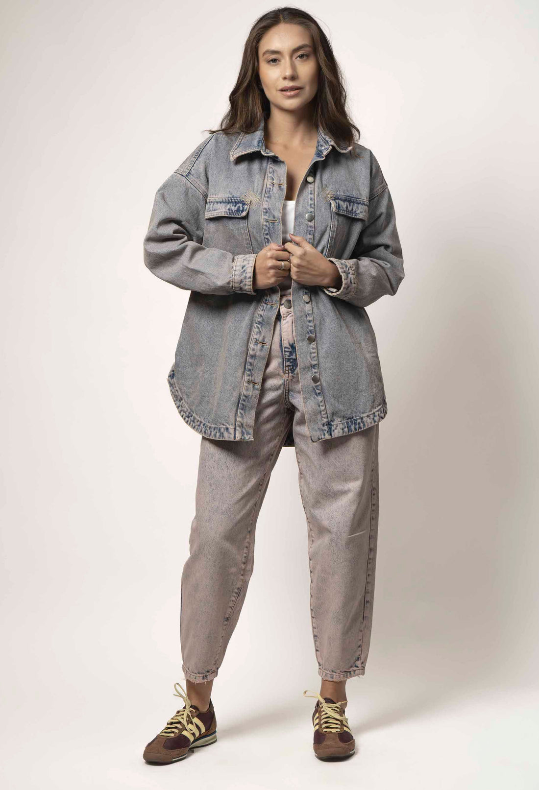 Sobrecamisa oversize contraste rosa