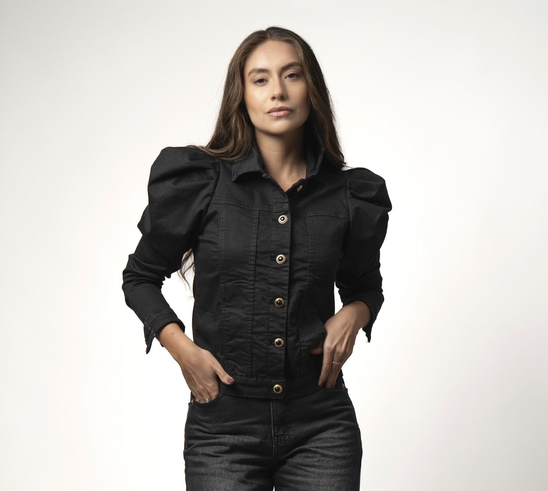 CHAQUETA GLOBO NEGRA