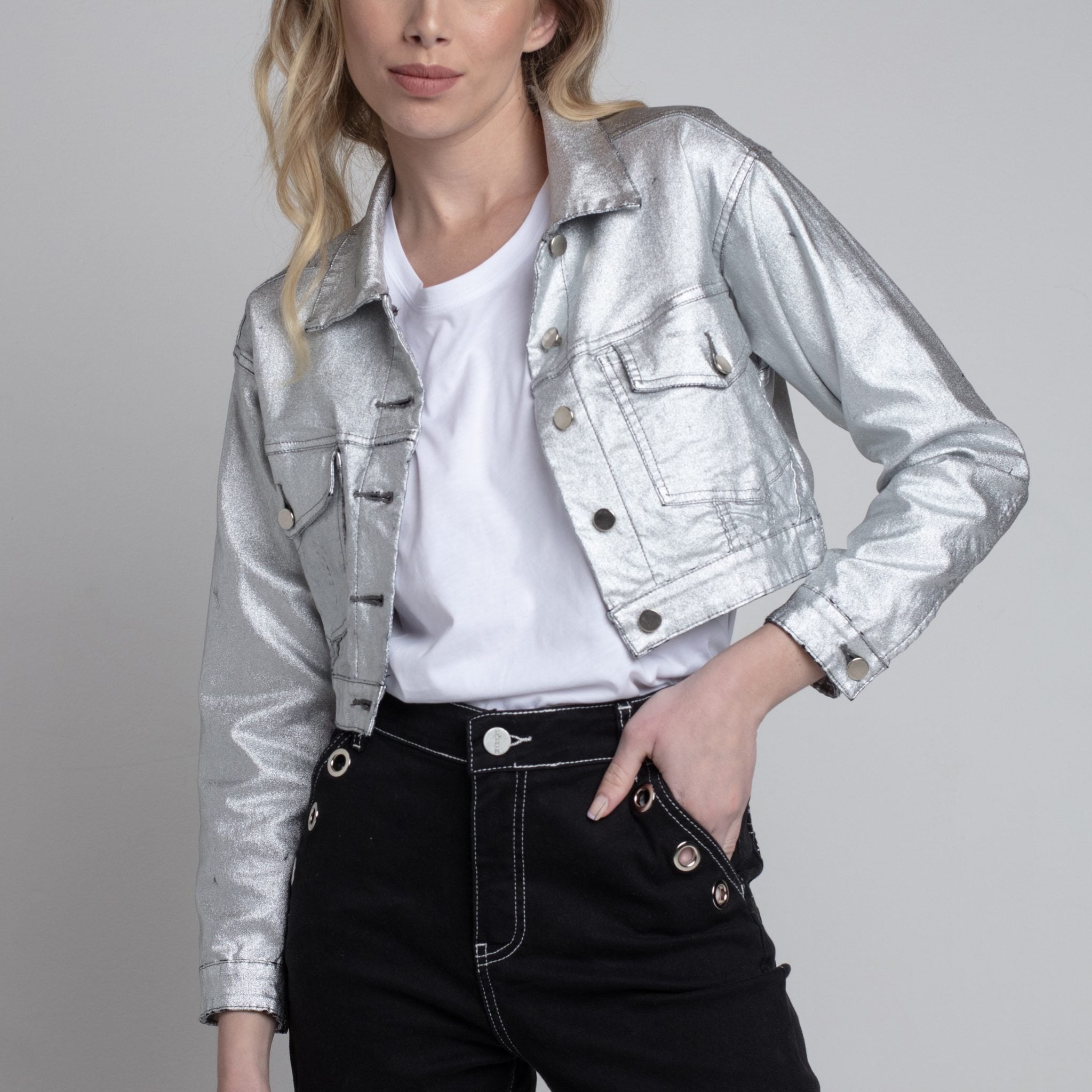 Chaqueta Corta Plateada